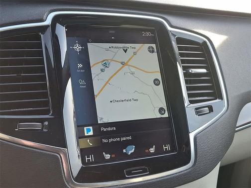 2016 Volvo XC90 T6 Momentum