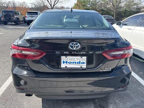 2021 Toyota Camry Hybrid XLE