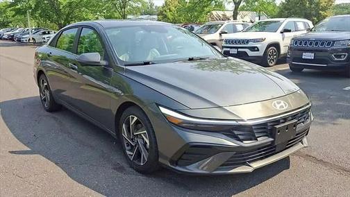 2024 Hyundai ELANTRA Limited