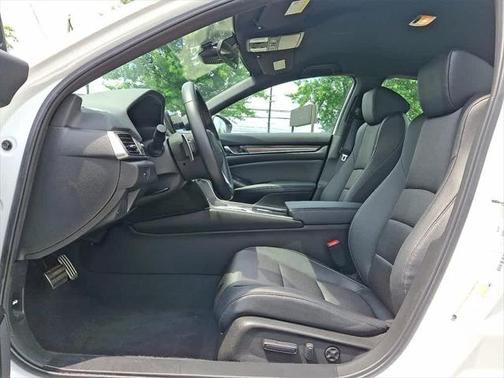 2022 Honda Accord Hybrid Base