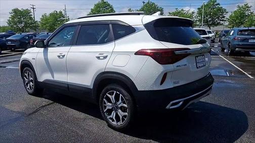 2022 Kia Seltos EX