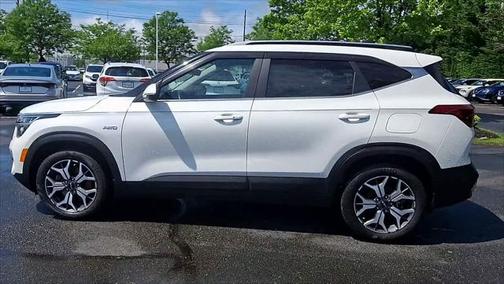 2022 Kia Seltos EX