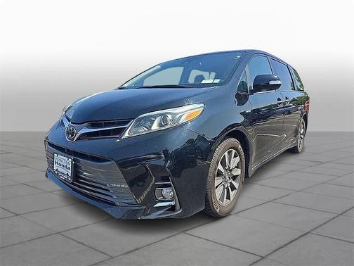 2018 Toyota Sienna Limited Premium
