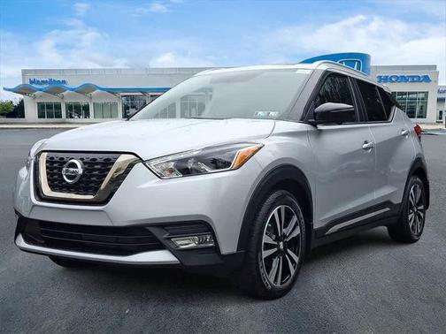 2019 Nissan Kicks SR