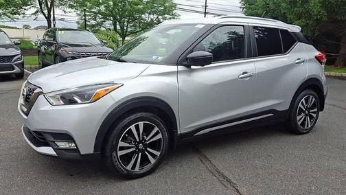 2019 Nissan Kicks SR