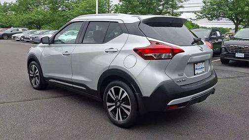 2019 Nissan Kicks SR
