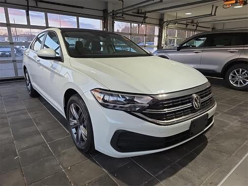 2022 Volkswagen Jetta 1.5T SE
