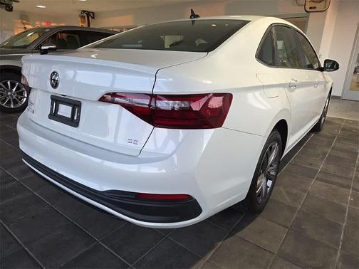 2022 Volkswagen Jetta 1.5T SE