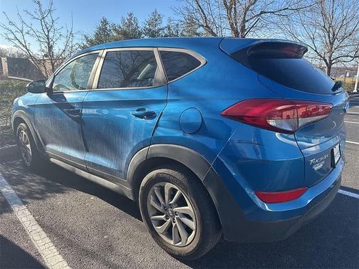 2018 Hyundai TUCSON SE