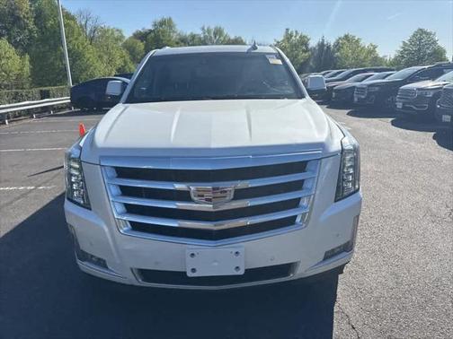 2017 Cadillac Escalade ESV Premium Luxury