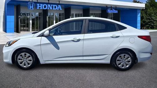 Century White 2016 Hyundai Accent SE