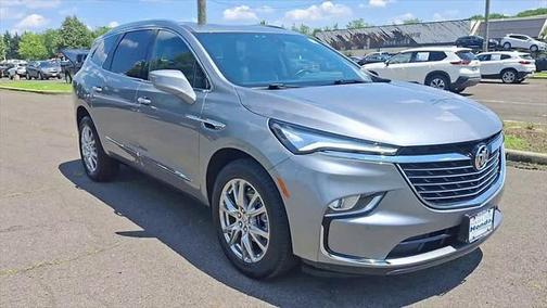 2023 Buick Enclave Essence AWD