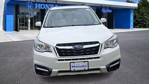 Crystal White Pearl 2018 Subaru Forester 2.5i Premium