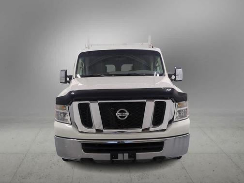 2016 Nissan NV Passenger NV3500 HD S V8