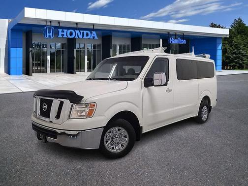 2016 Nissan NV Passenger NV3500 HD S V8