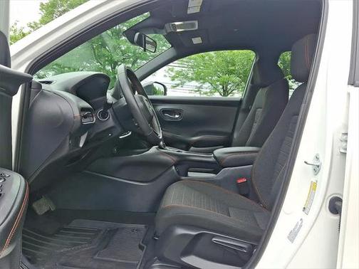 2025 Honda HR-V AWD Sport