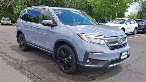 2022 Honda Pilot Touring 8-Passenger