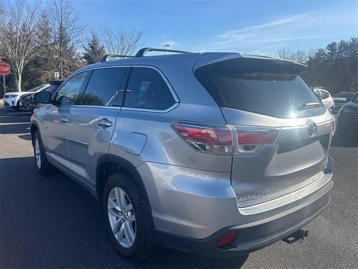2015 Toyota Highlander LE
