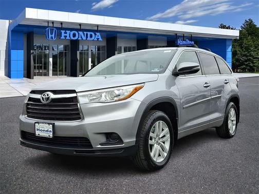 2015 Toyota Highlander LE