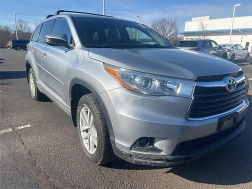 2015 Toyota Highlander LE