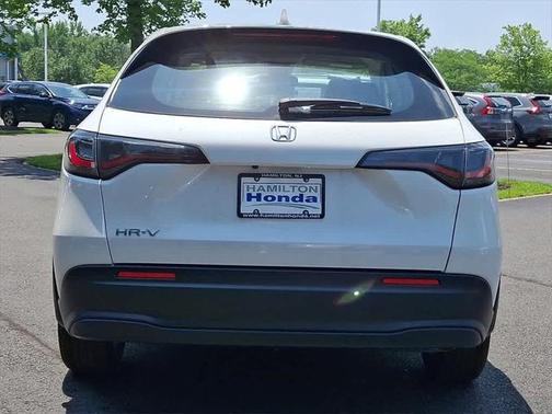 2025 Honda HR-V LX