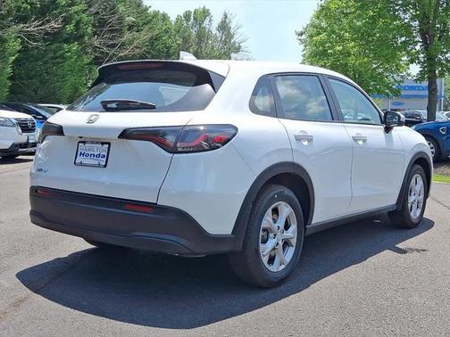 2025 Honda HR-V LX