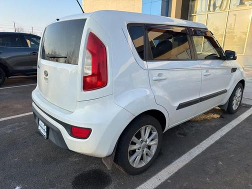 2012 Kia Soul +
