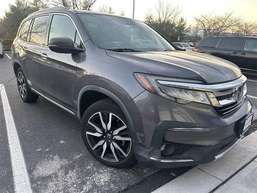 2019 Honda Pilot Touring 8-Passenger