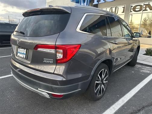2019 Honda Pilot Touring 8-Passenger