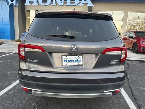 2019 Honda Pilot Touring 8-Passenger