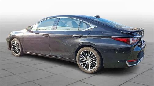 2023 Lexus ES 300h Base
