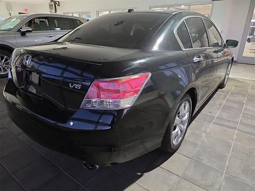 2010 Honda Accord 4dr V6 Auto