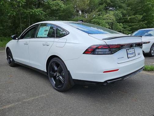 2025 Honda Accord Hybrid Base