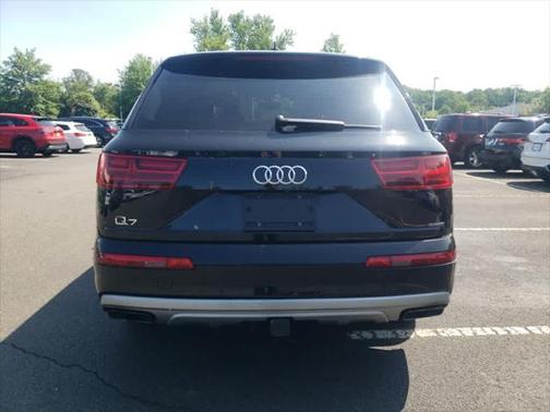 2019 Audi Q7 45 Premium Plus