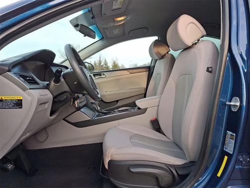 2017 Hyundai SONATA Base