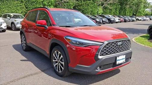 2024 Toyota Corolla Cross XLE