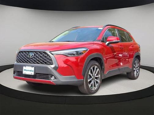 2024 Toyota Corolla Cross XLE