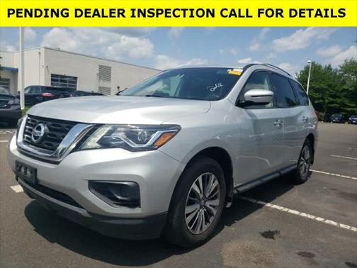 2019 Nissan Pathfinder S