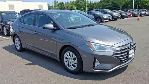 2020 Hyundai ELANTRA SE