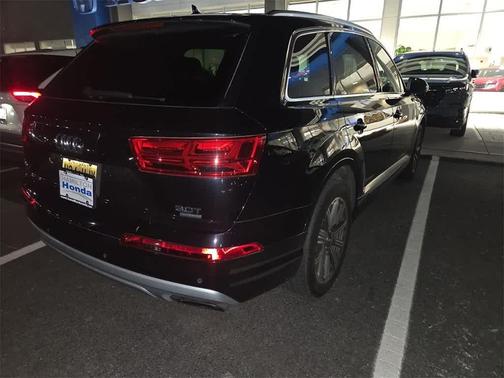 2017 Audi Q7 3.0T Premium
