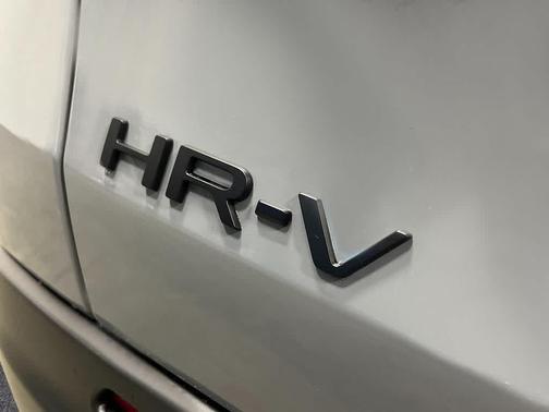 Urban Gray Pearl 2027 Honda HR-V Sport