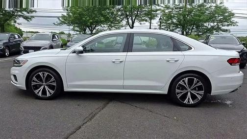 2020 Volkswagen Passat 2.0T SE
