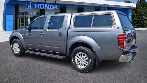 Gun Metallic 2017 Nissan Frontier SV