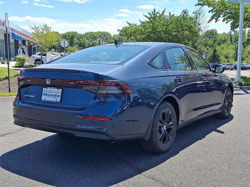 2025 Honda Accord Sport SE 1.5T