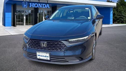 Crystal Black Pearl 2024 Honda Accord EX