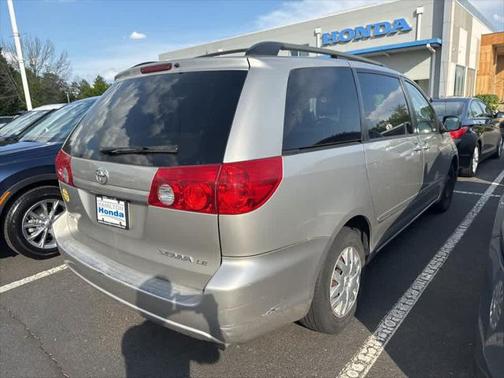2006 Toyota Sienna LE