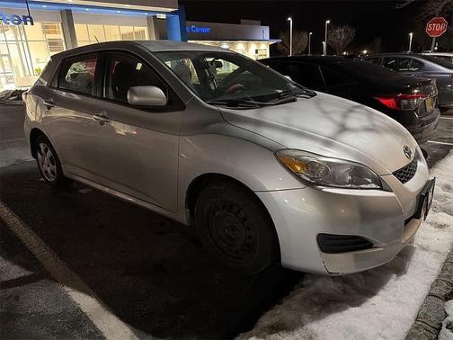 2009 Toyota Matrix Base