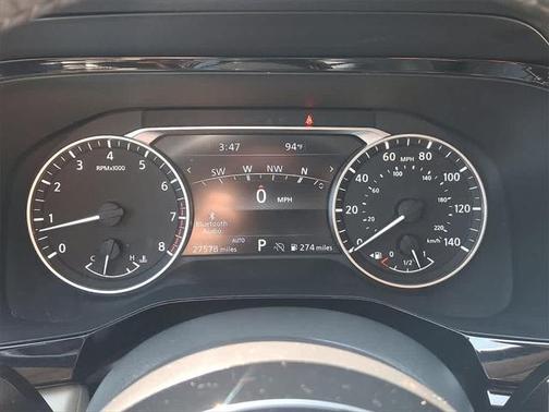 2023 Nissan Pathfinder SL 4WD