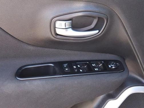 2021 Jeep Renegade Islander FWD