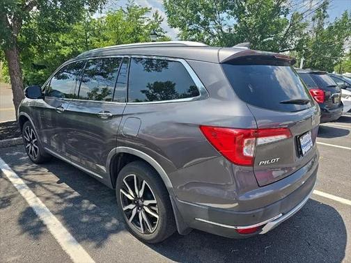 2019 Honda Pilot Touring 8-Passenger